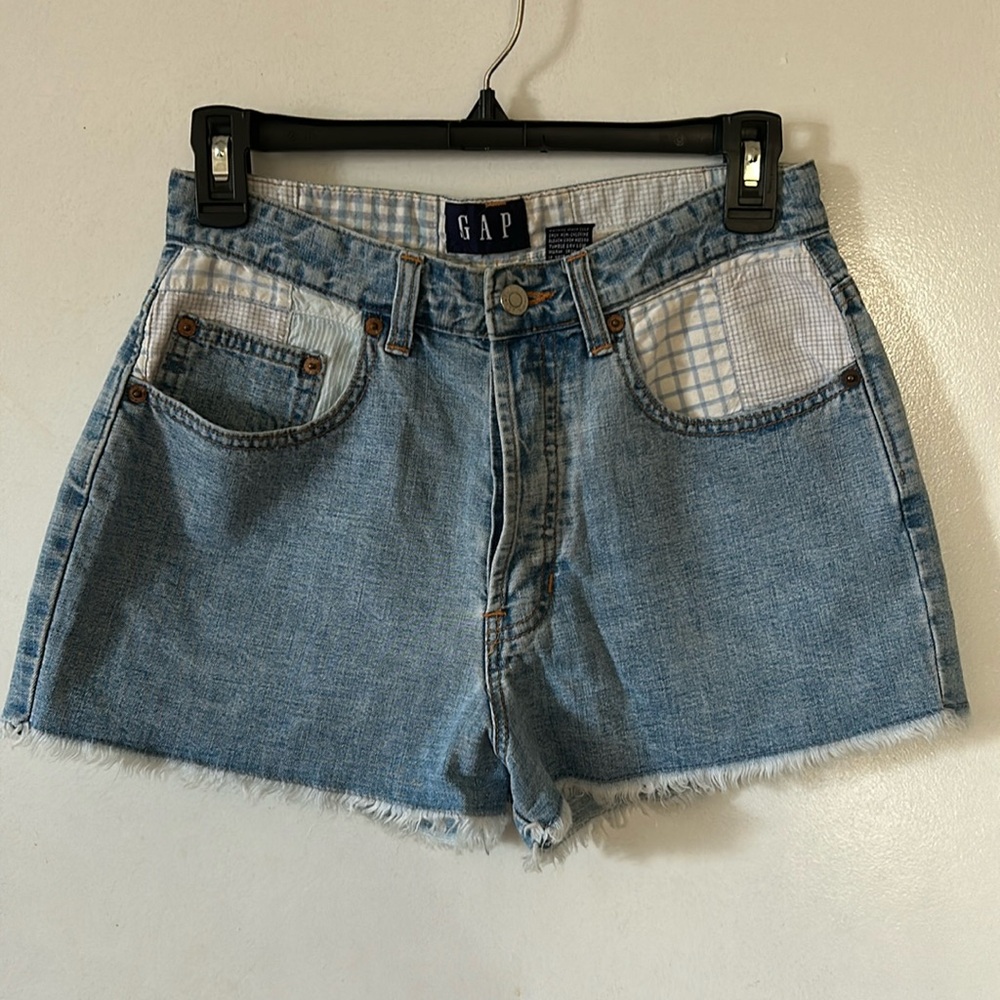 Vintage Gap High Rise Cutoff Shorts with Patch Detail Size 6